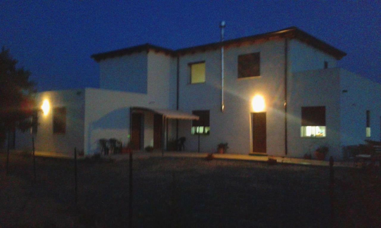 Alma Bed & Breakfast Sennariolo Luaran gambar