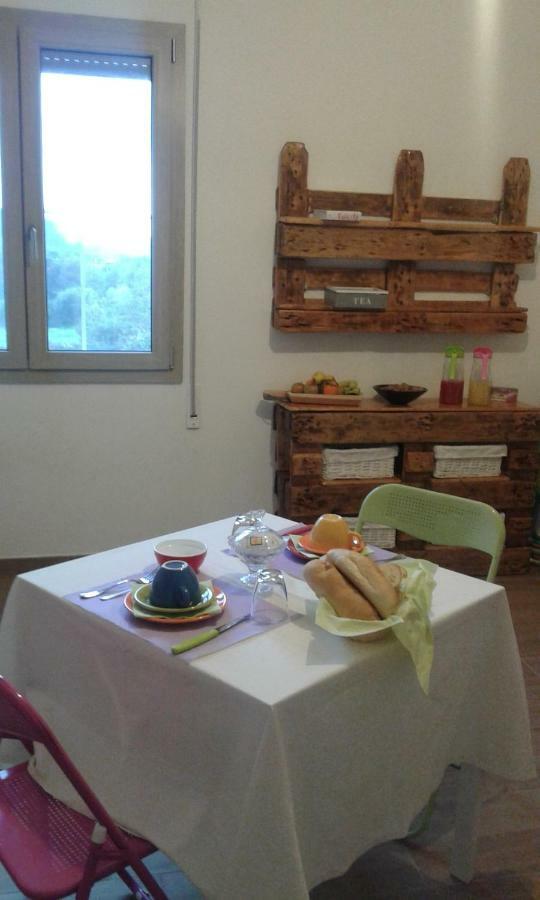 Alma Bed & Breakfast Sennariolo Luaran gambar